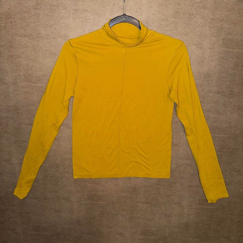 Athleta yellow long sleeve turtleneck top